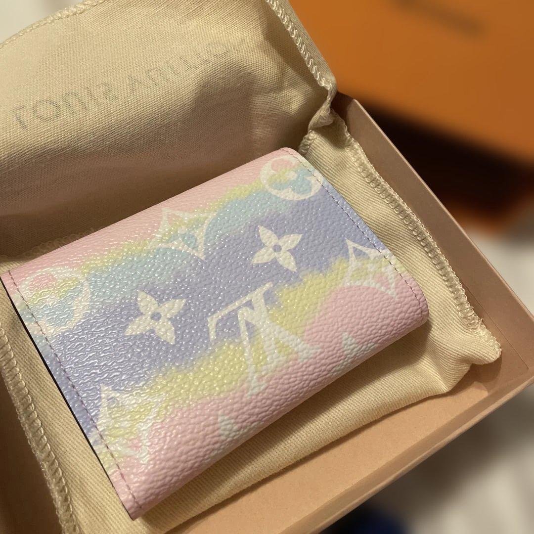 LOUIS VUITTON 春夏限定ポルトフォイユ