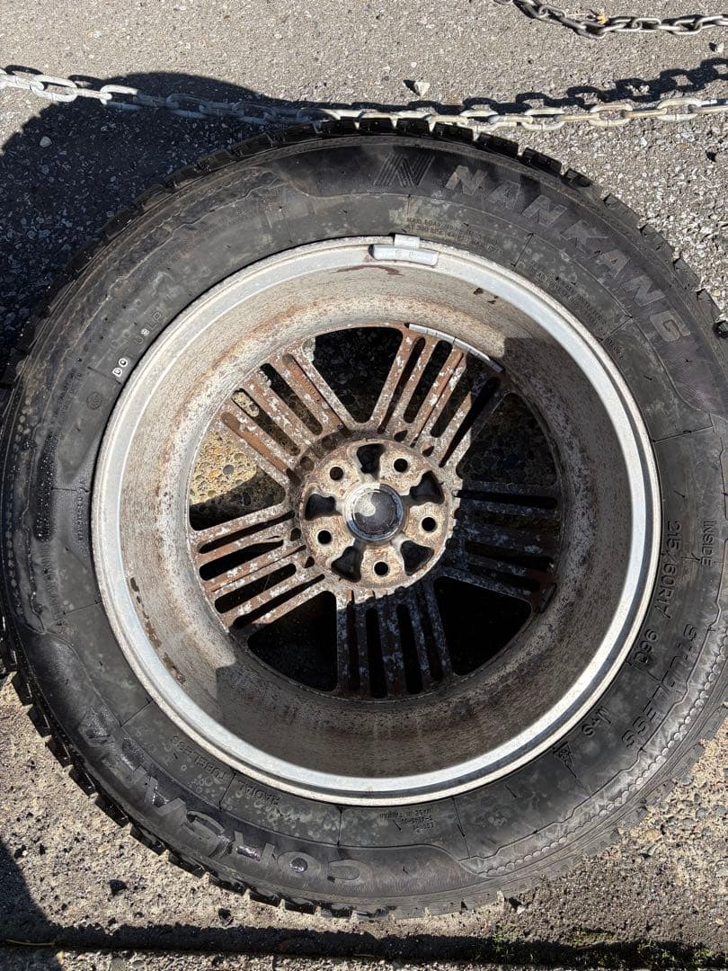 E51エルグランドライダー純正ホイール　スタッドレスタイヤ付215/60R17