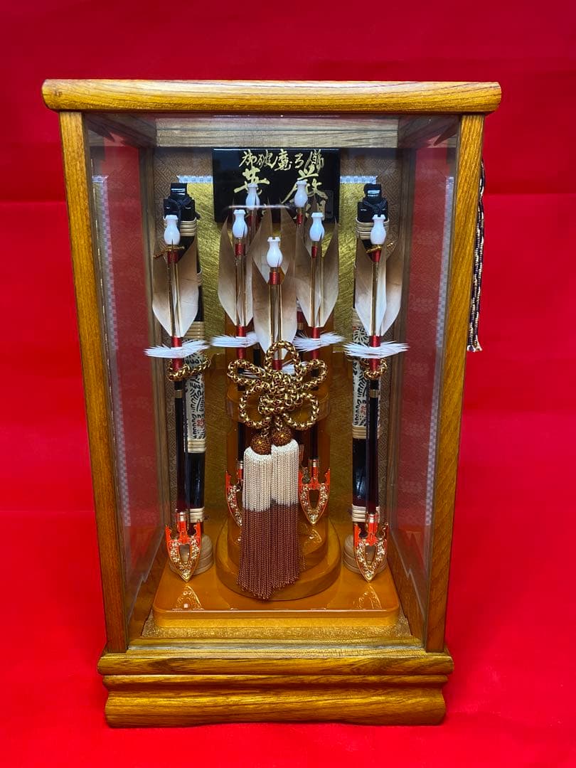 東京久月　破魔弓　コンパクトガラスケース８号・間口約２２×奥行約１８×高約３７㎝