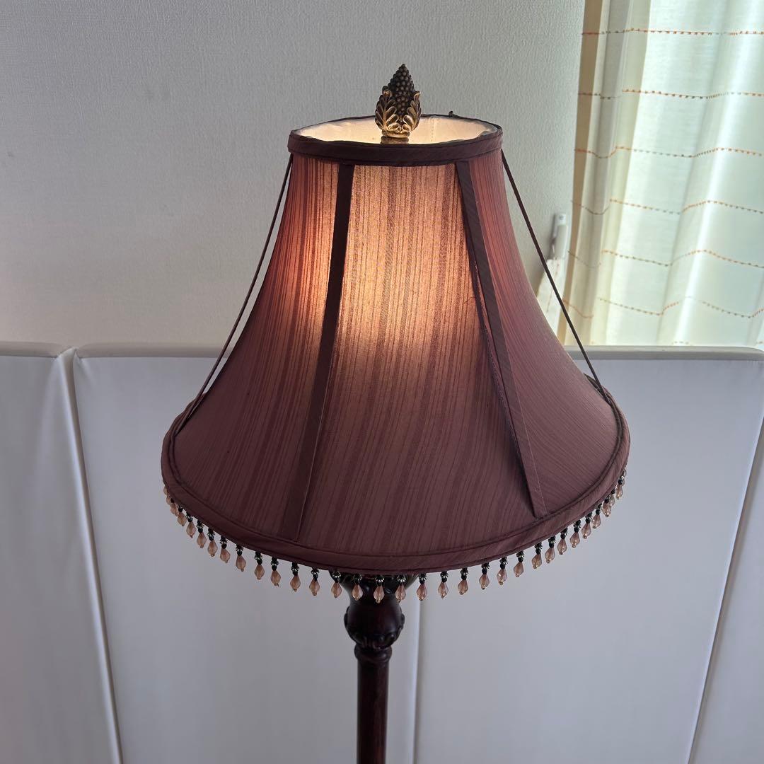 木製　フロアランプ　アンティーク　ロングランプ　　レトロ　スタンドランプ