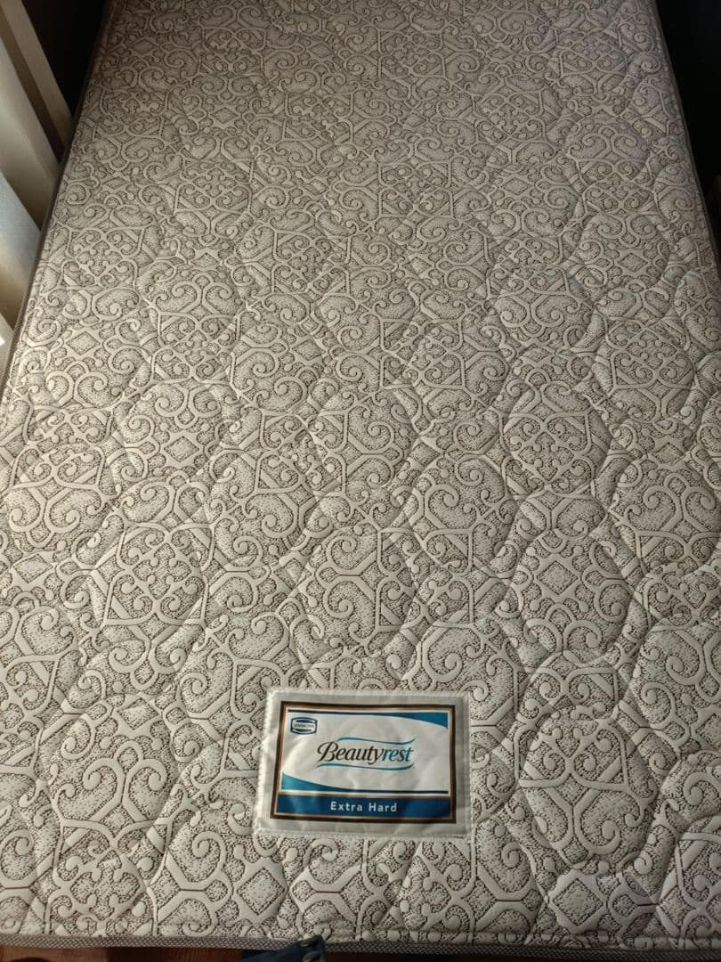 半額以下 シモンズ ハード セミダブルマットレス