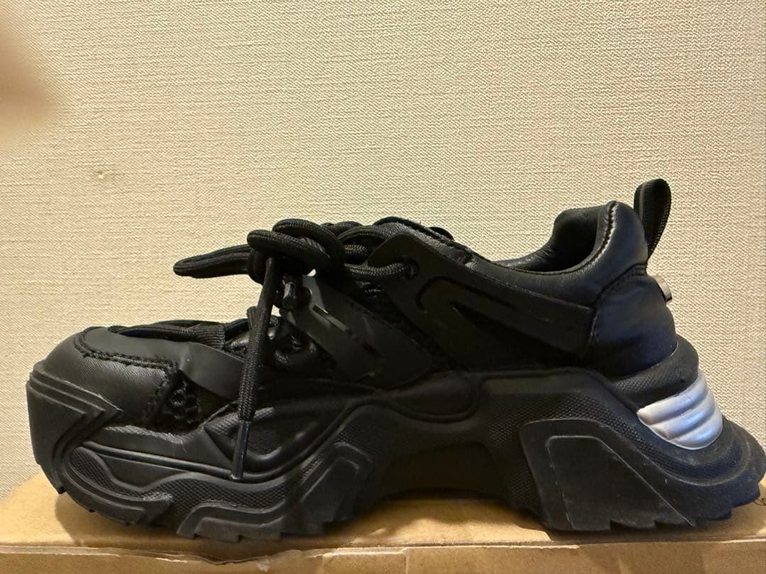 り⭐︎スティーブマデン ボリュームソールダブルレースアップスニーカー