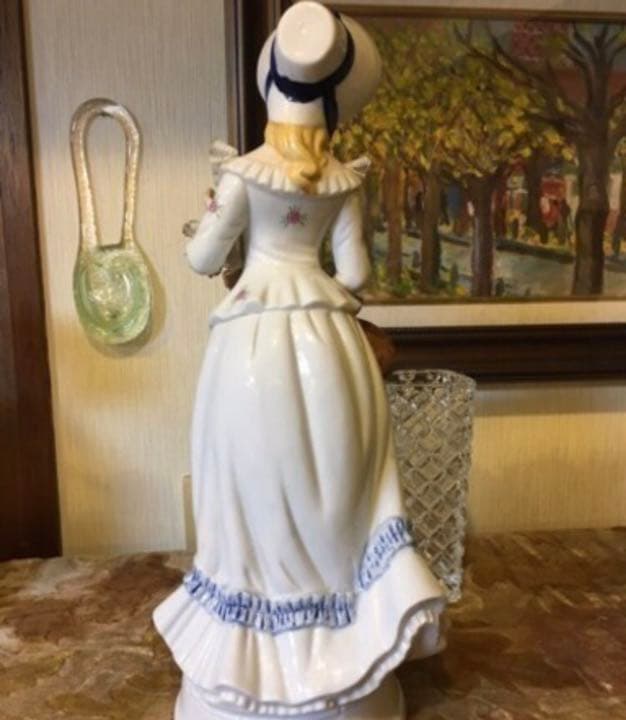 陶器 人形 レースドール 白いドレスの貴婦人 置物 34㎝