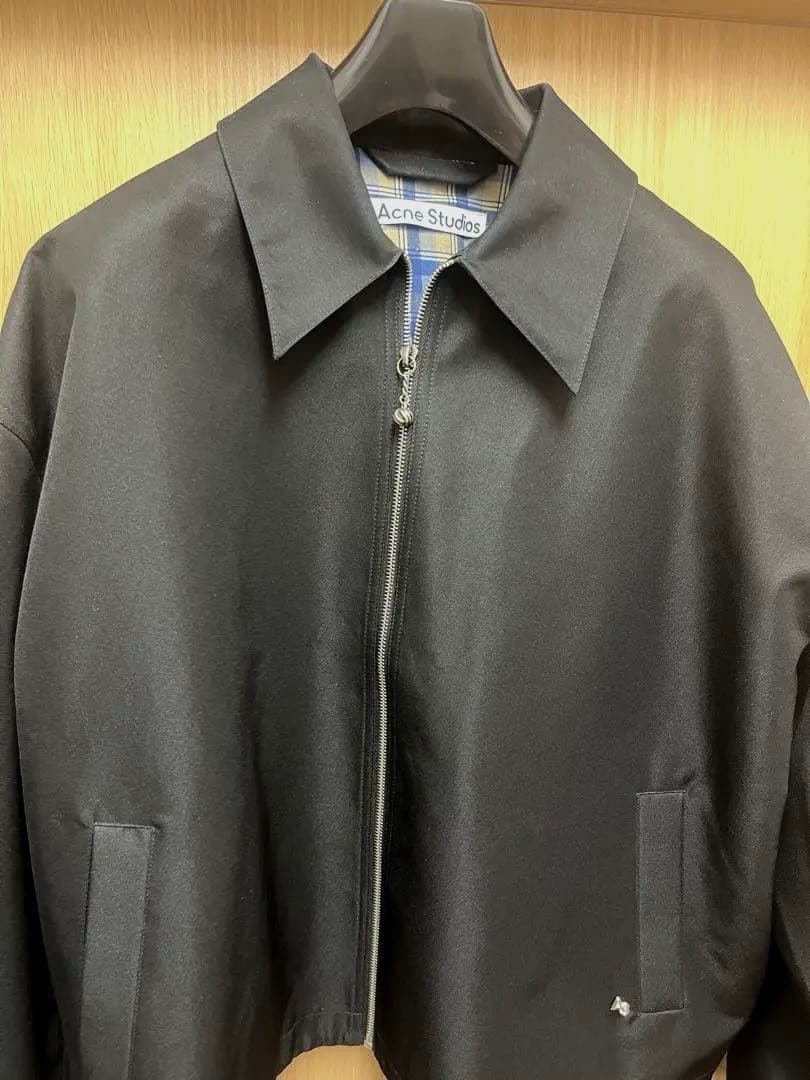 Acne Studios 黒 ジャンパー