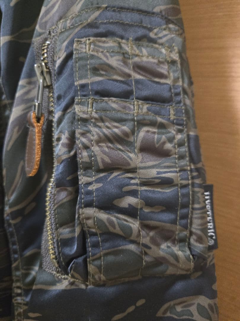 値下げ中　Hysteric glamor 　プリマロフト 稀少ファックベア美品