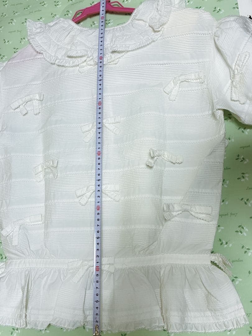 ワンダフルワールド　半袖リボンフリルオーバーブラウス