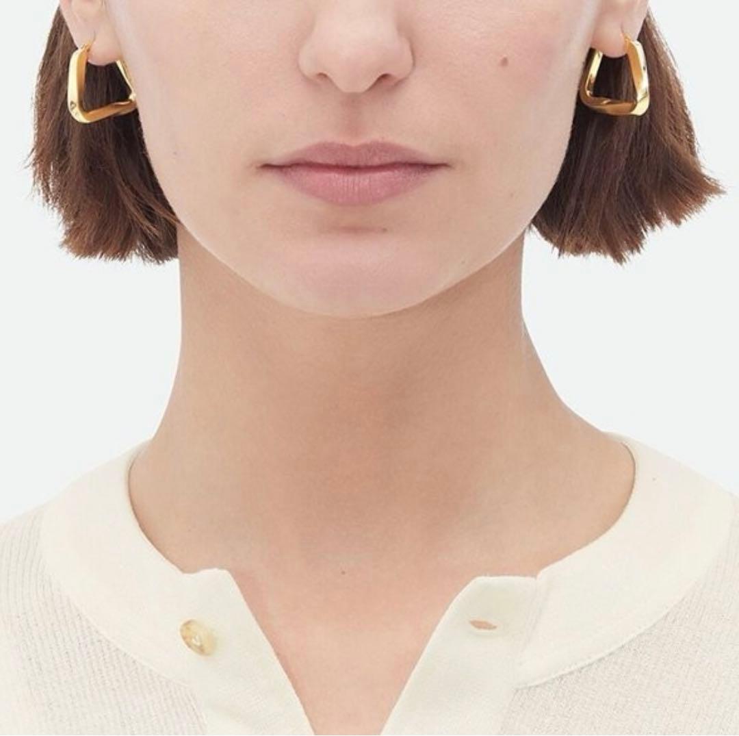 m*m様 美品 Bottega Veneta トライアングルピアス　フープ ラー