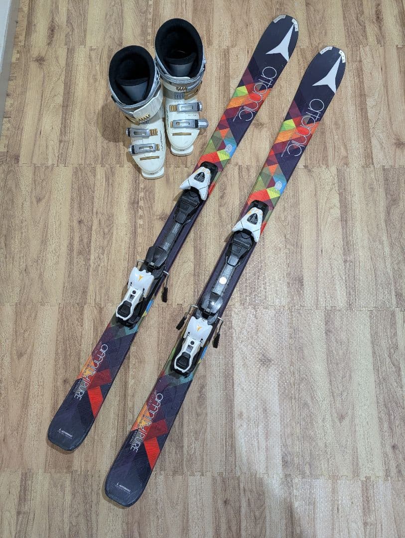 AATOMIC　ffinity Air　148cm レディース用