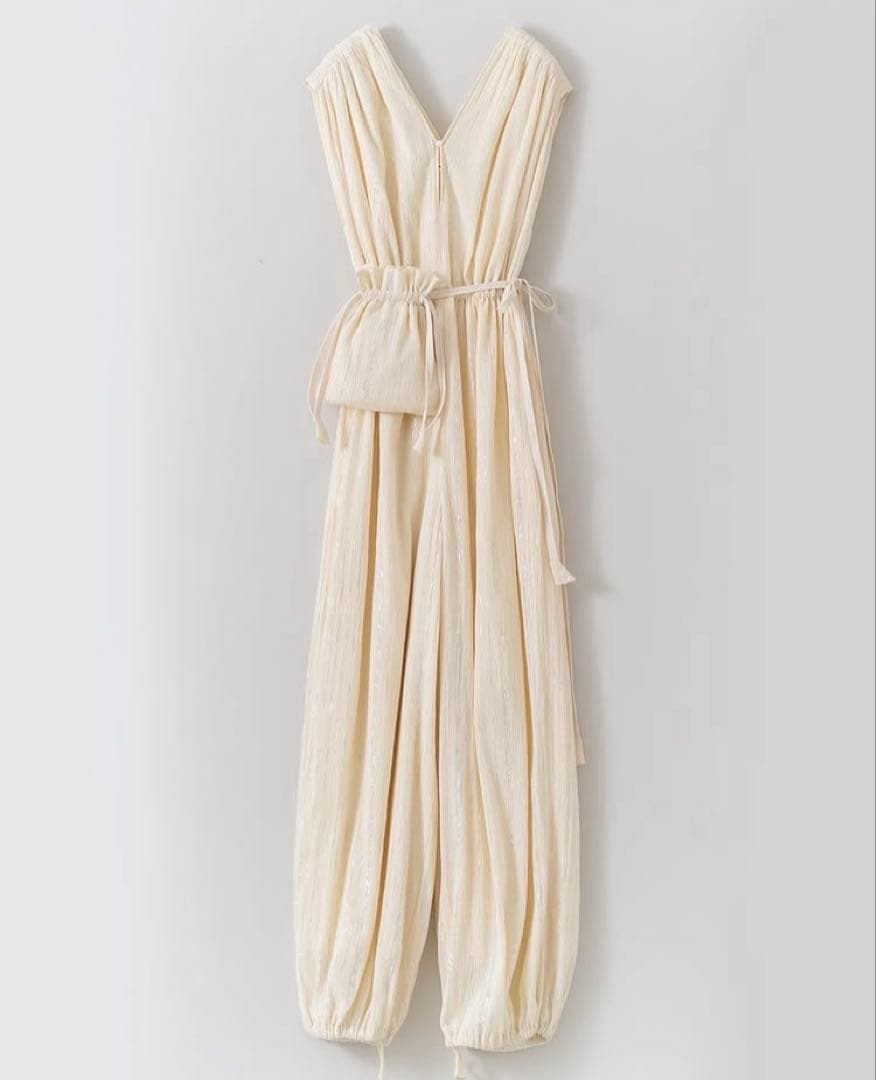 ✨未使用品✨ Sara mallika オールインワン ラメストライプ エクリュ