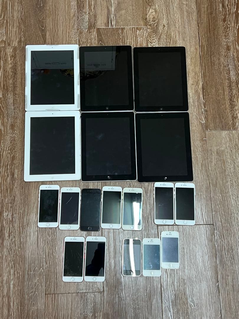 スマホ　iPhone ipad まとめ 18台　部品取り用 《ジャンク》