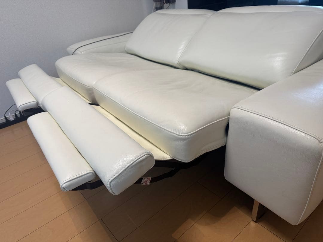 ホリ大塚家具　Domicil 高級電動リクライニングソファ　本革　ホワイト