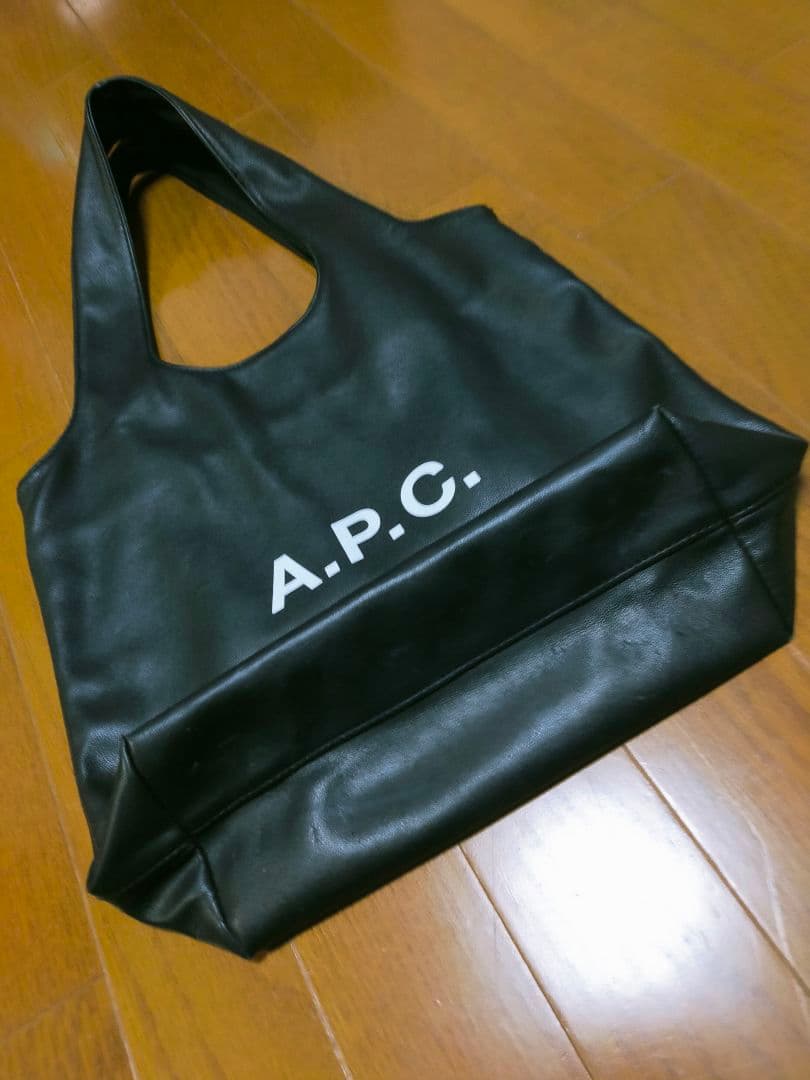 【正規品】アーペーセー Ninon スモールトートバッグ ブラック