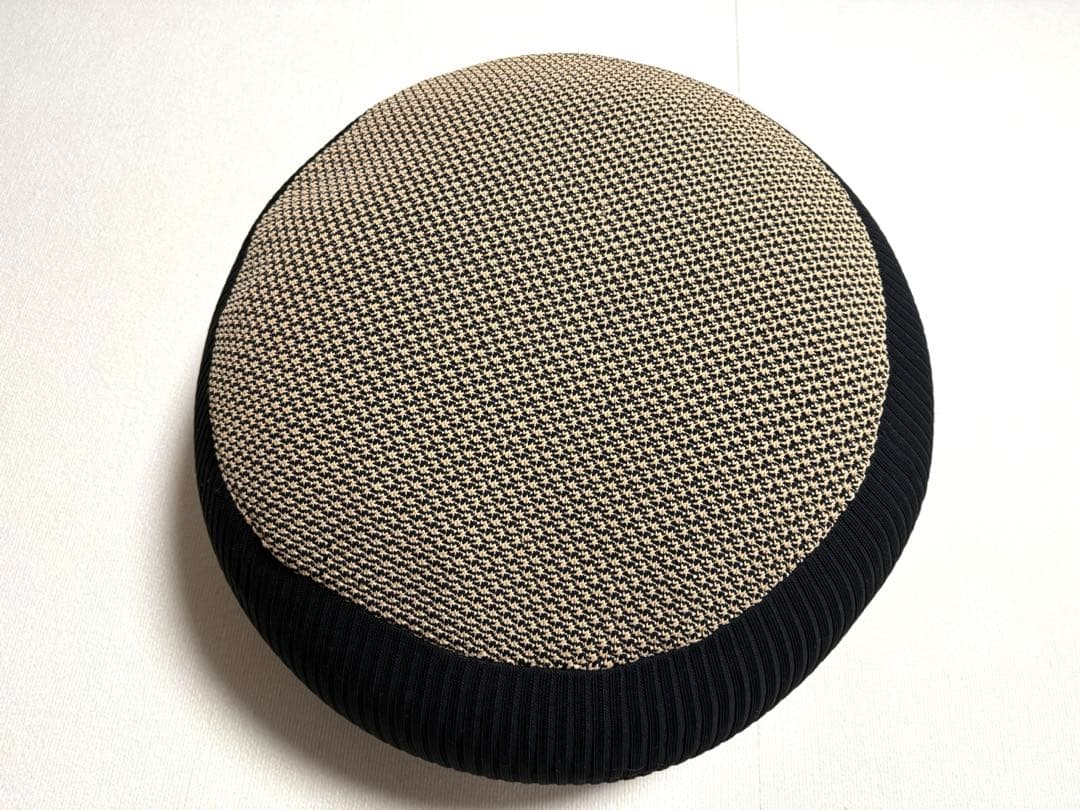 IDEE PUUF NEST Black ビーズクッション