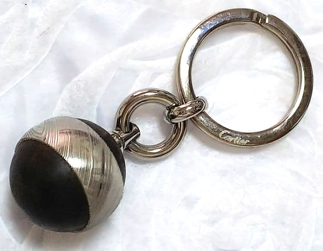 【送料無料】カルティエ キーリング 球体 シルバー金具