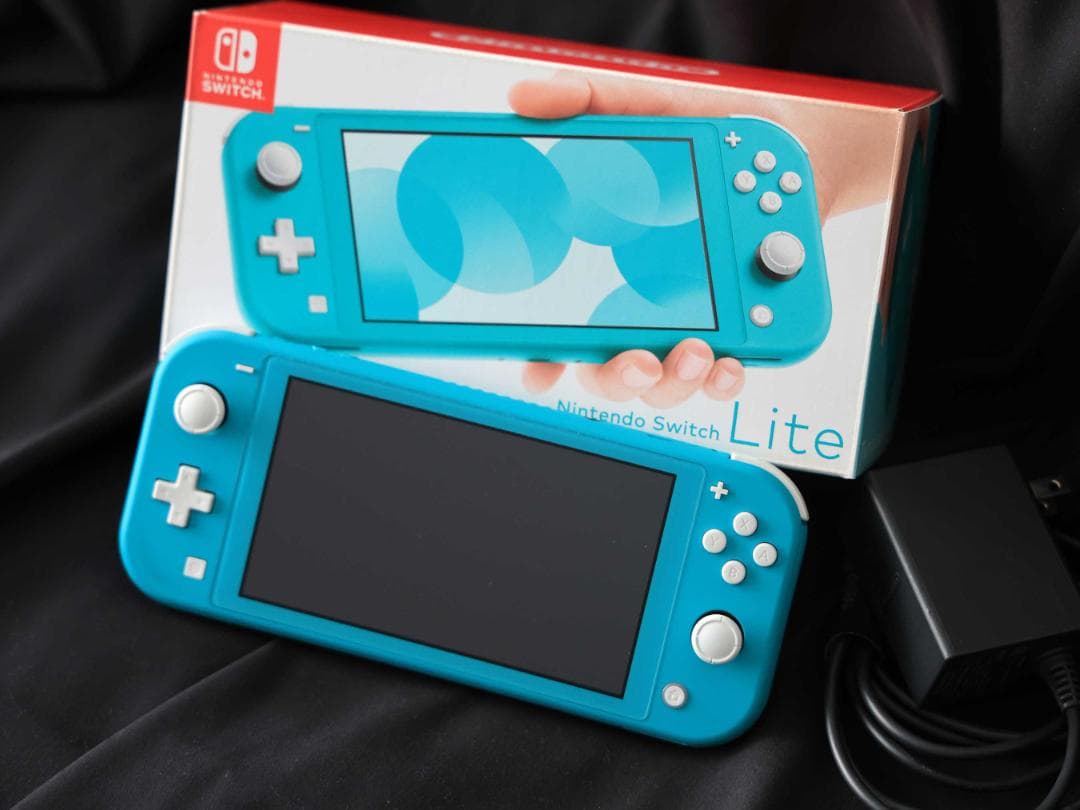 Nintendo Switch Lite ターコイズ（箱・ACアダプター付き）