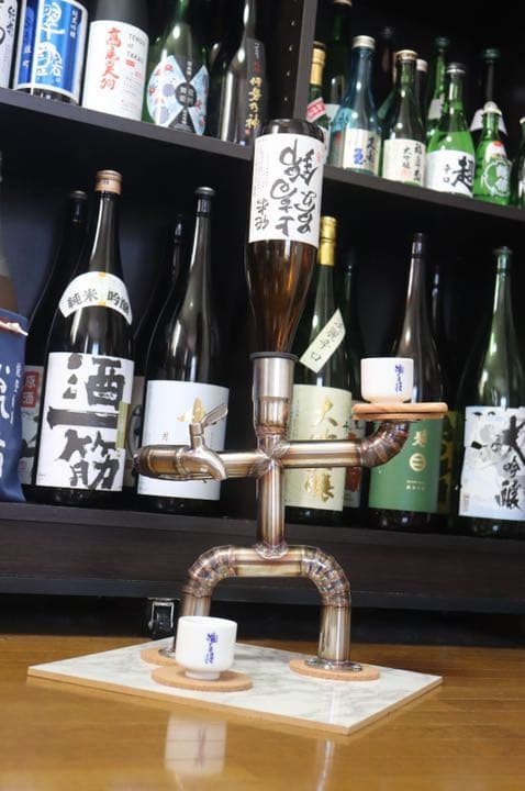 【送料無料】金属製オブジェ『日本酒マン』　宅飲み・パーティーに！