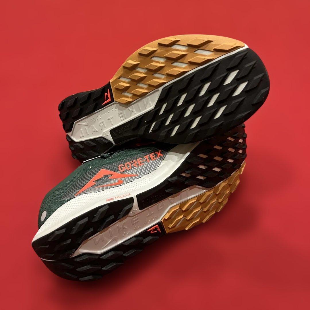 新品　26㎝　NIKE　ペガサス トレイル 5　ゴアテックス　ランニングシューズ