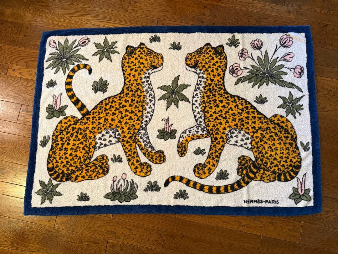 エルメス　レオパードビーチタオル