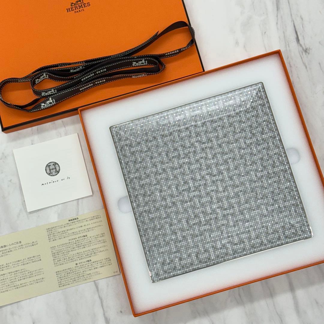 新品未使用　HERMESエルメス プチカレ No4 〈モザイク 24〉 プラチナ