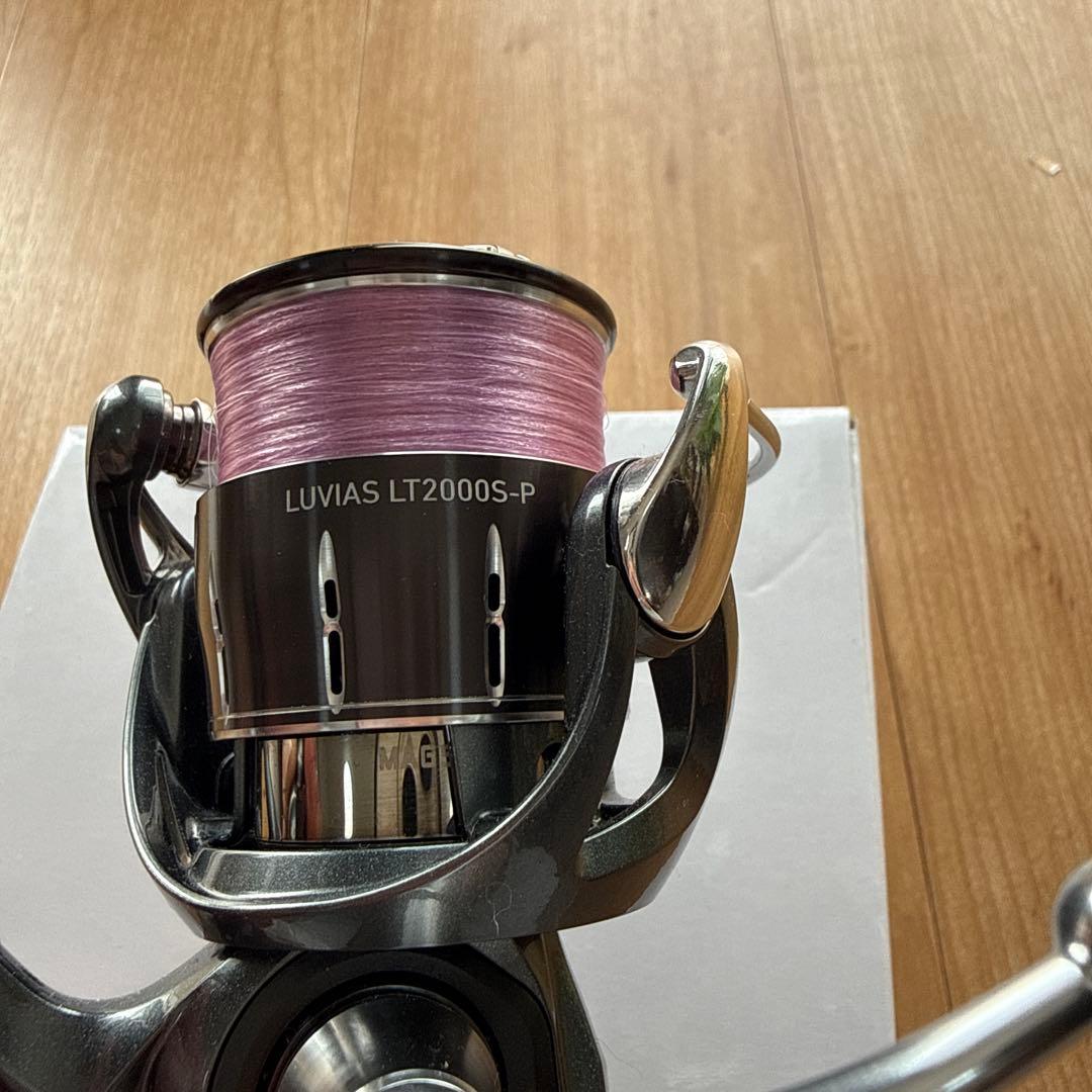 ダイワ LT2000S-P スピニングリール