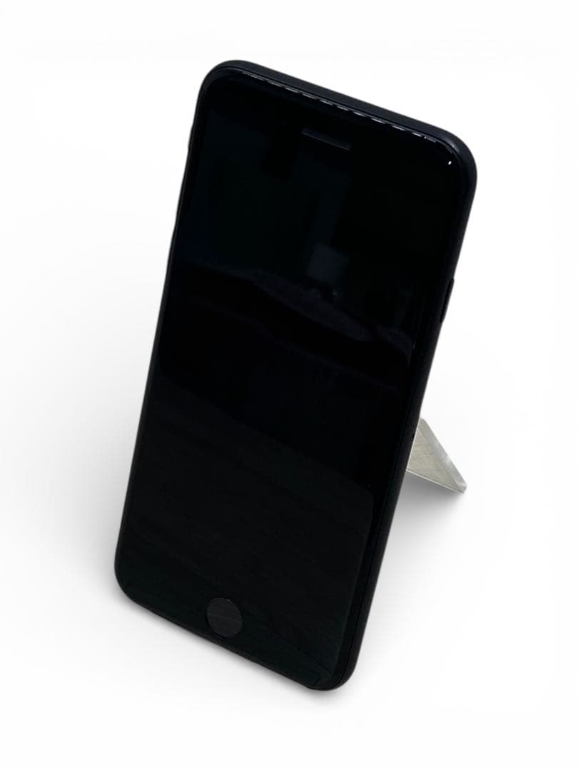 iPhone SE 第二世代 64GB SIMロック無し ブラック