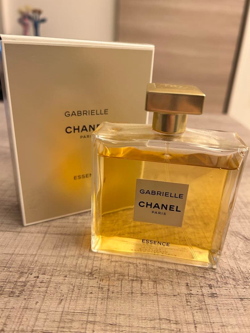 CHANEL GABRIELLE ESSENCE 香水 100ml 箱付き