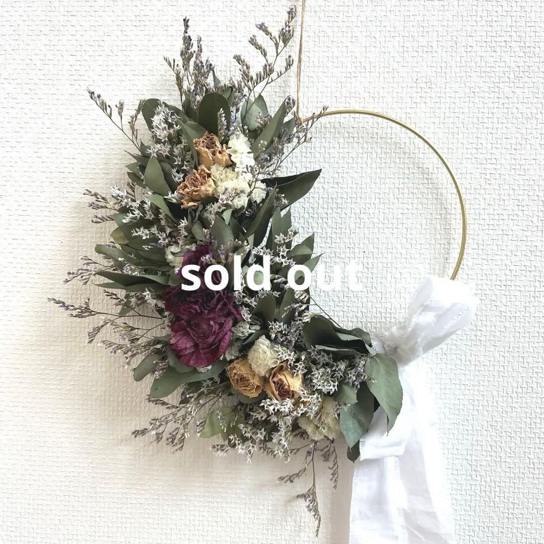 ♡ドライフラワー♡ラナンキュラスとミニバラの三日月リース♡ハーフリース♡