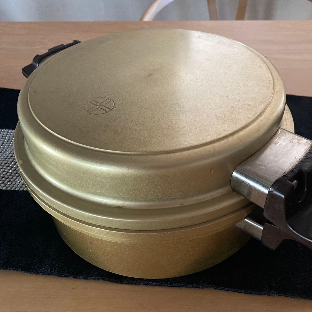 大幅お値下げ！★しばのキッチン★ゴールド　天火鍋セット　ケーキ、すき焼きに！美品