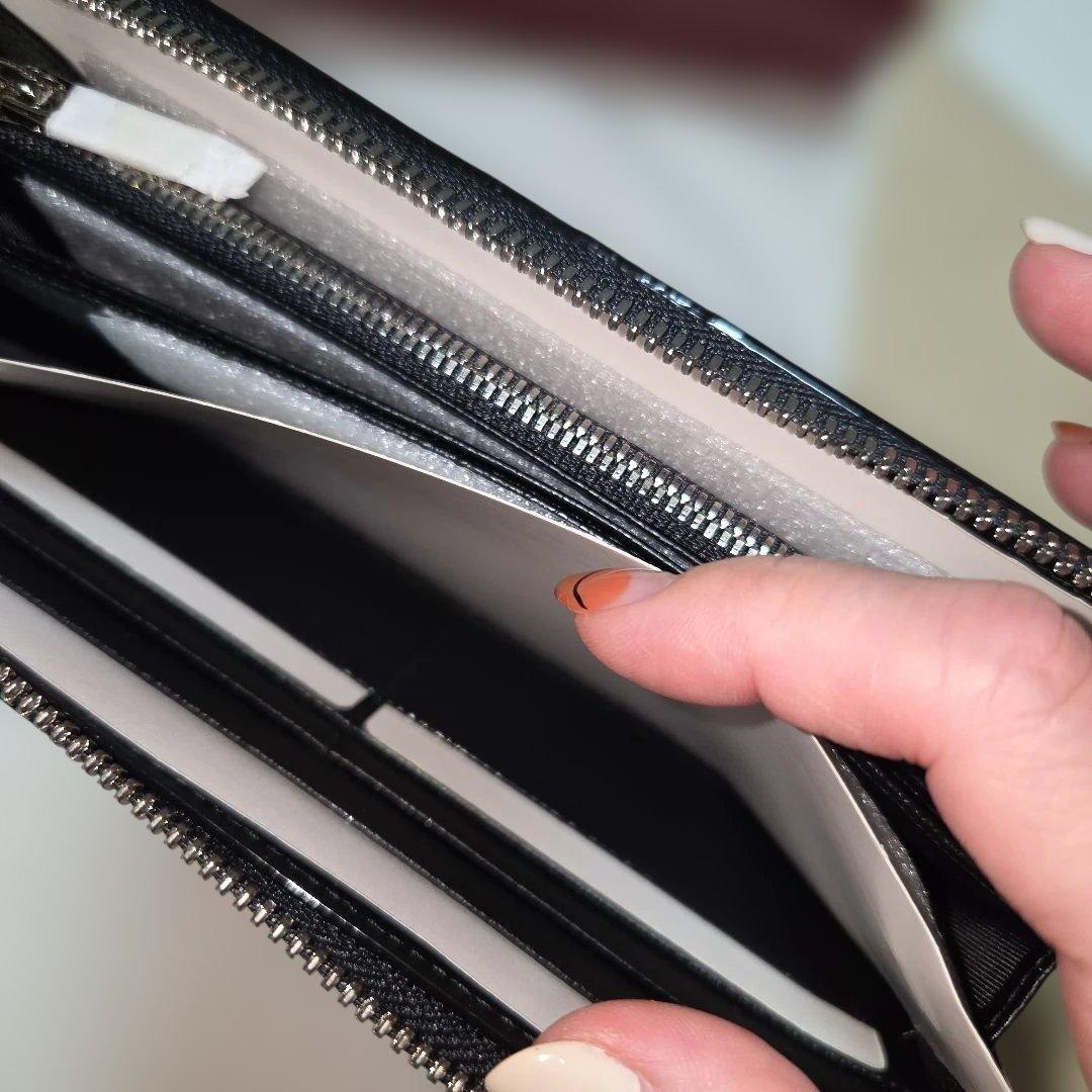 【未使用】 BALLY 長財布　ラウンドファスナー TELEN