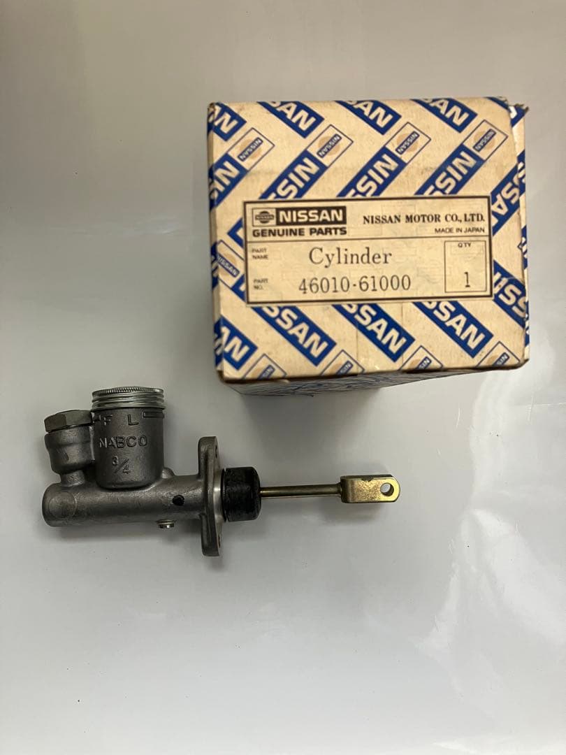 H31セドリック用ブレーキマスターシリンダーAssy