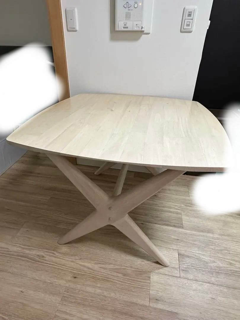 【送料込み】ニトリ　ダイニングテーブル