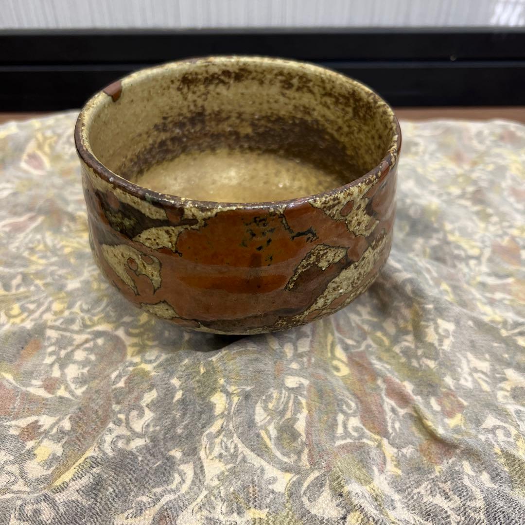 茶碗 茶色とベージュのグラデーション