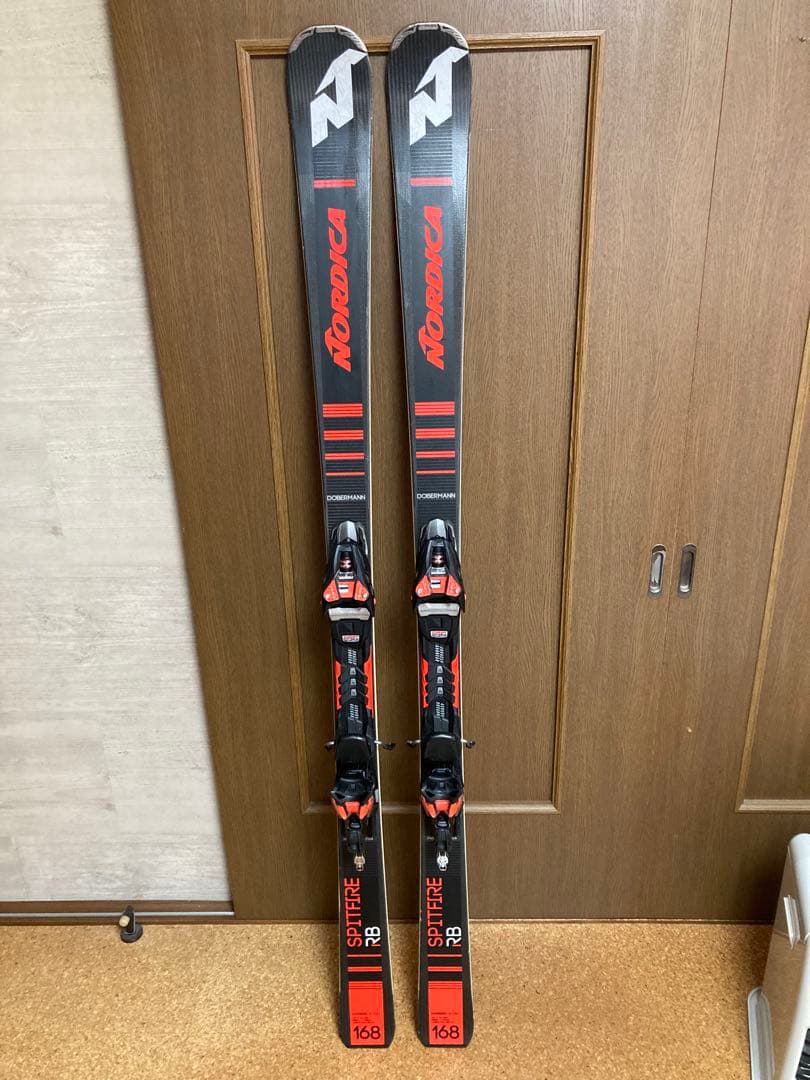 ノルディカ　ドーベルマン　スピットファイアRB