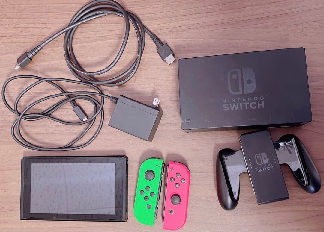 Switch 本体 箱・ストラップ無し