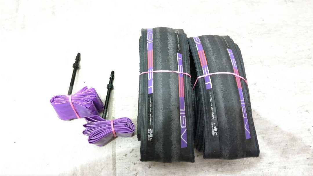 パナレーサー アジリスト 700x28c クリンチャータイヤ セット