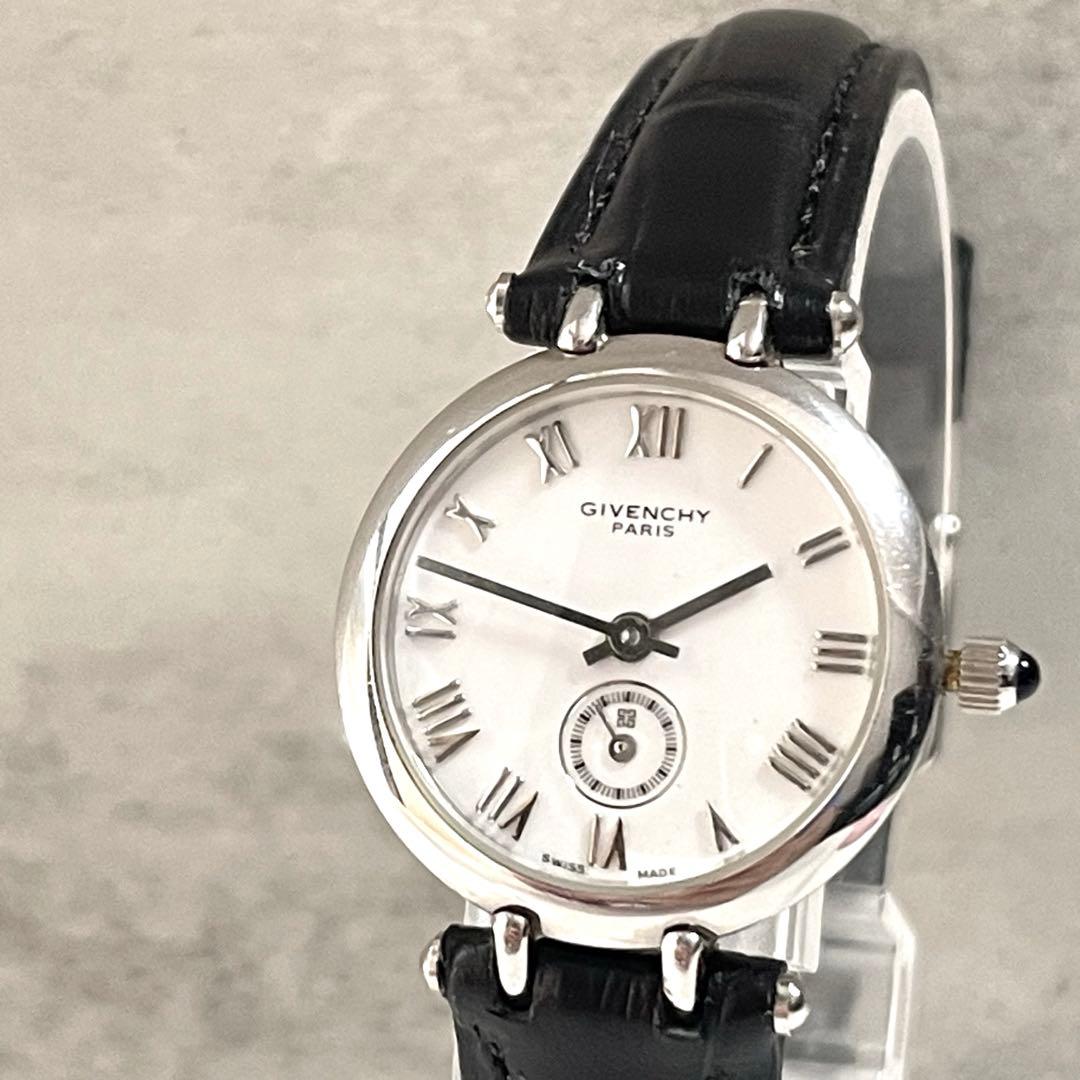 稼動品　GIVENCHY ジバンシー　スモールセコンド　ラウンド　腕時計