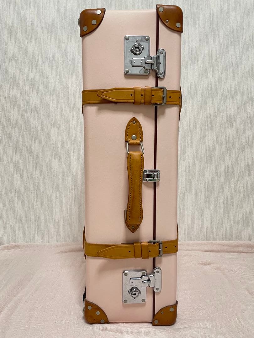 グローブトロッター アナスタシア　30インチエクストラディープスーツケース