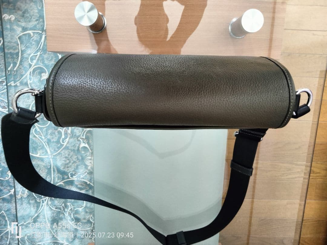 【美品！】COACH メンズメッセンジャーバッグ（ オリーブ＆グリーンカラー）