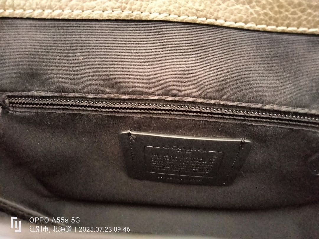 【美品！】COACH メンズメッセンジャーバッグ（ オリーブ＆グリーンカラー）