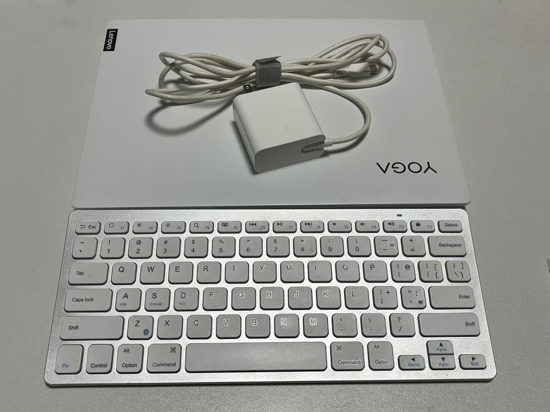 Lenovo Yoga Slim 7 Carbon 13ITL5 本体