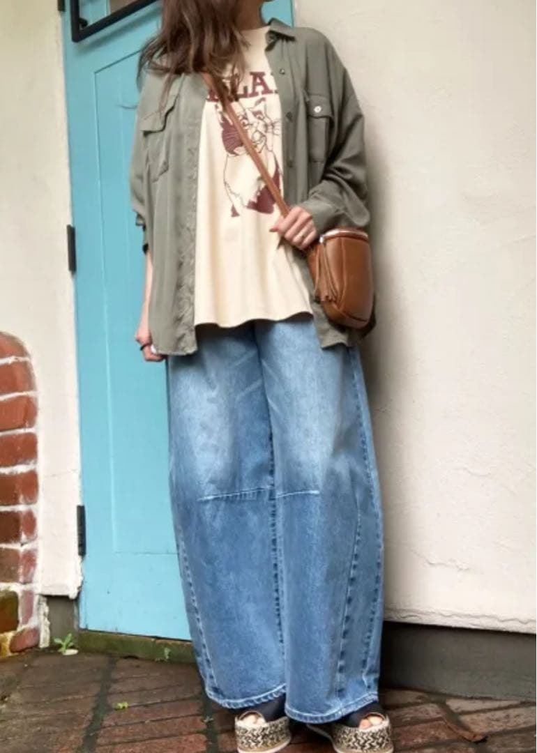 みゆきん⭐︎ 新品未使用⭐︎CYNICAL コクーンデニムパンツ　ブルー