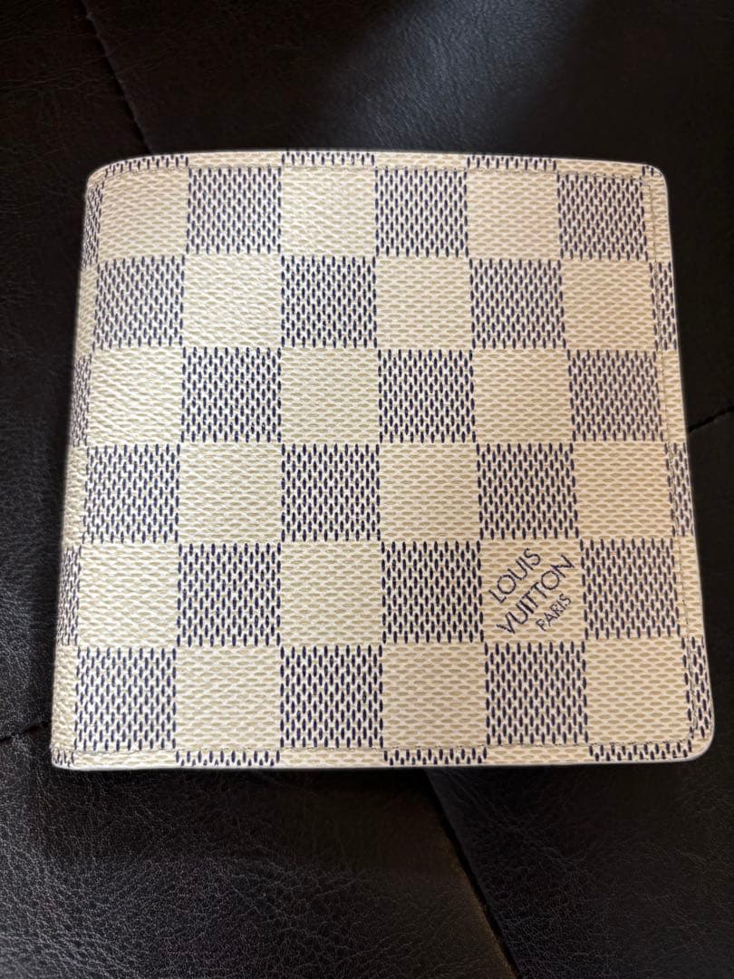 数回使用美品　Louis Vuitton ダミエ　アズール 二つ折り財布