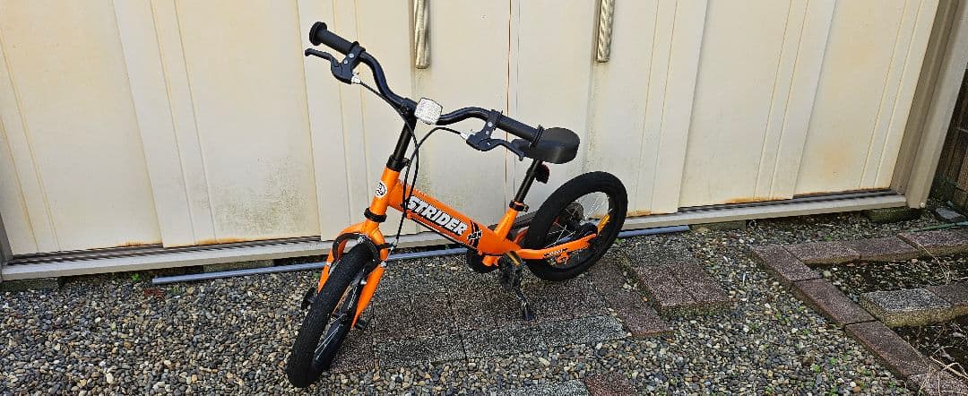 STRIDER 14x オレンジ スタンド付き　スポーツ
