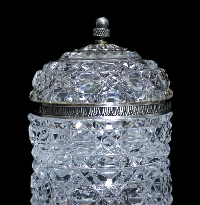 オールド・バカラ 銀装飾蓋物 ダイヤモンドカット 小物入れ ディアマンピエーリー