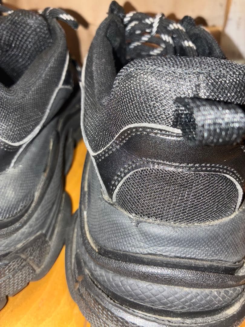 BALENCIAGA TRIPLE S トリプルS オールブラック