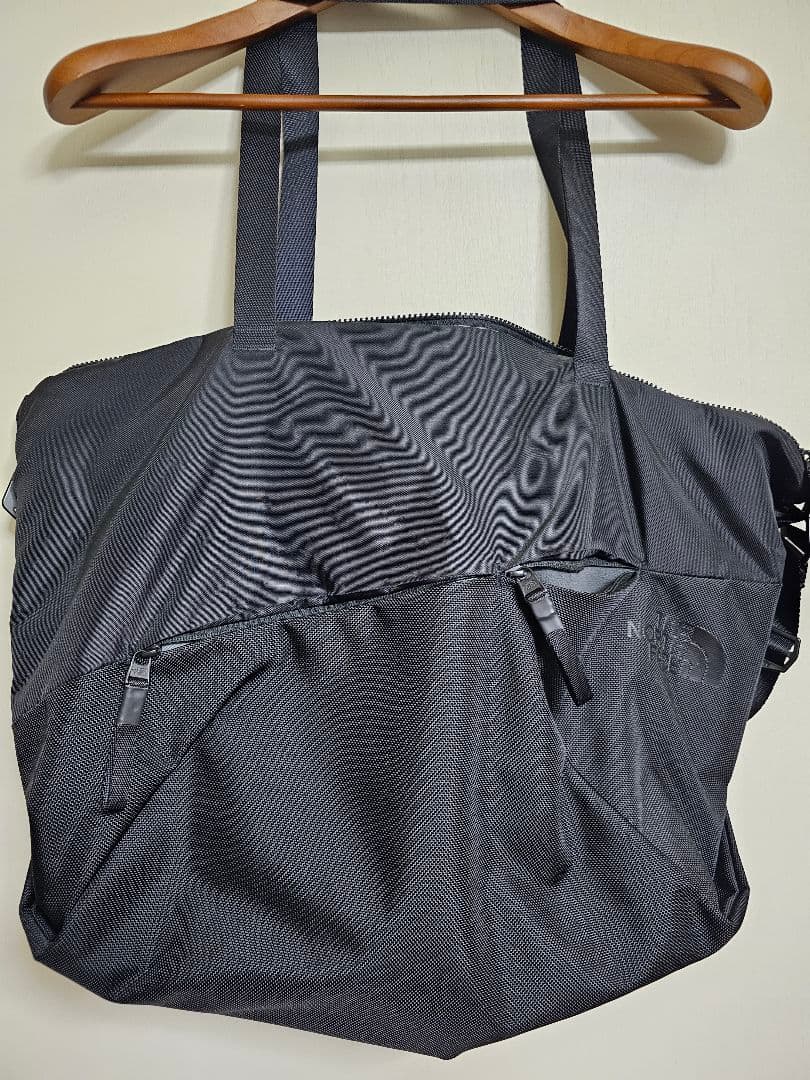 再値下げ　新品未使用　The North Face ブラック ピレネートート