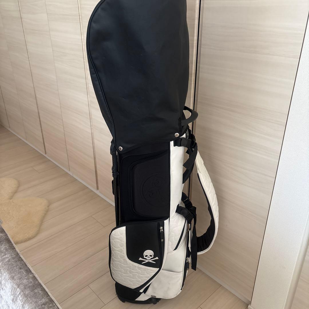 Gforeベゼルコラボ⭐︎キャディバッグ ホワイト/ブラック　スカル柄