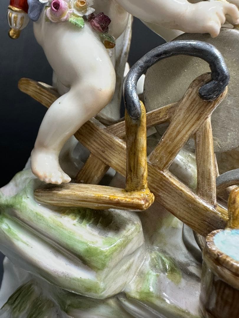 マイセン　「木の下の天使」　高さ20cm トヒチ　東ゆ7-0217⭐︎2