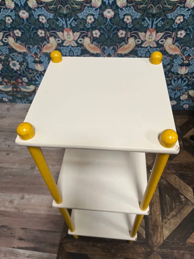 3段 棚 昭和レトロ レトロポップ 当時物 インテリア 黄色 白 ラック