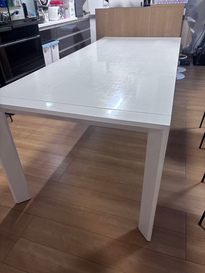 ダイニング　テーブル